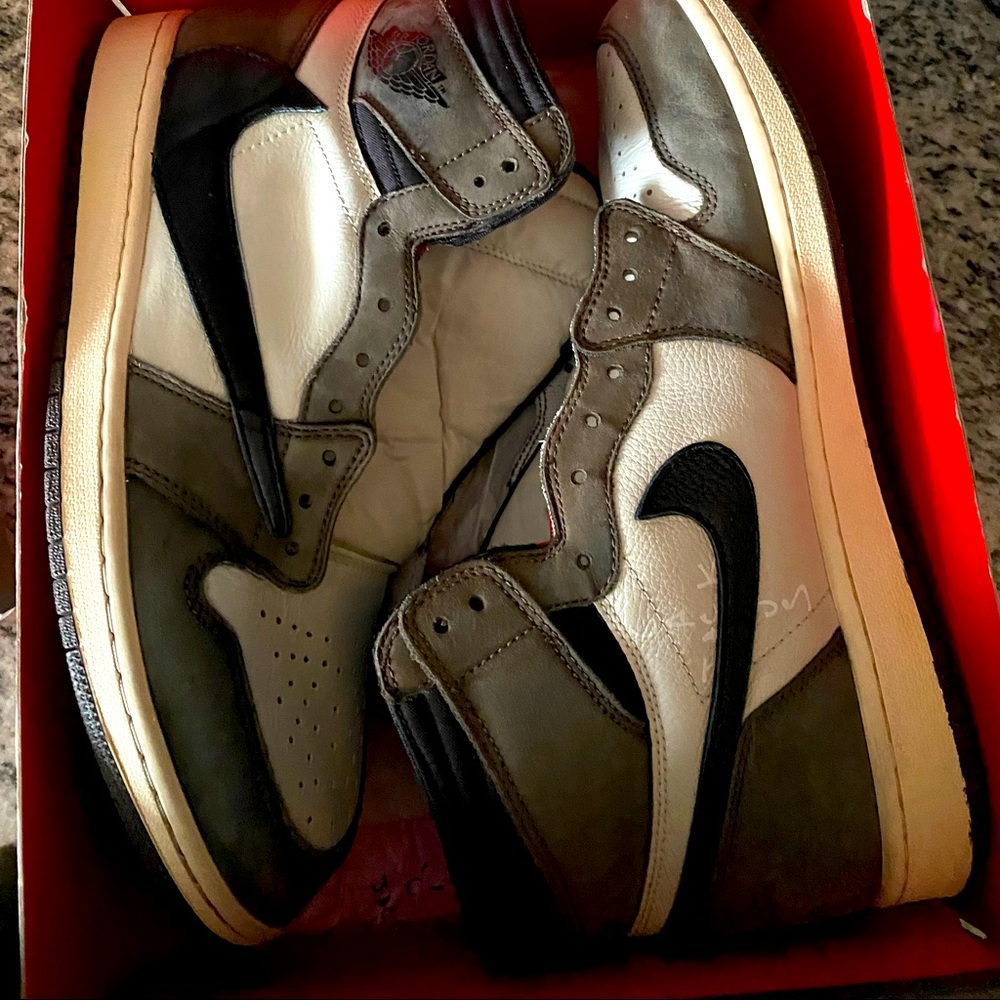 Travis Scott!, Air Jordan 1 High OG TS SP "Travis Scott"    Sail/Dark Mocha-